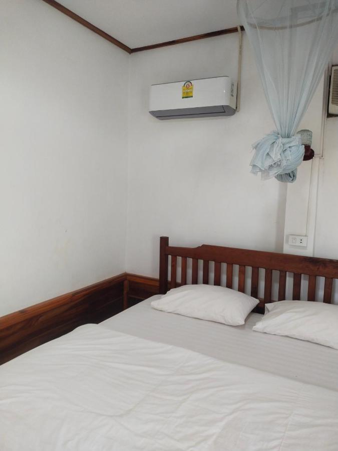 Sunset Bungalows & Gh Muang Ngoi エクステリア 写真
