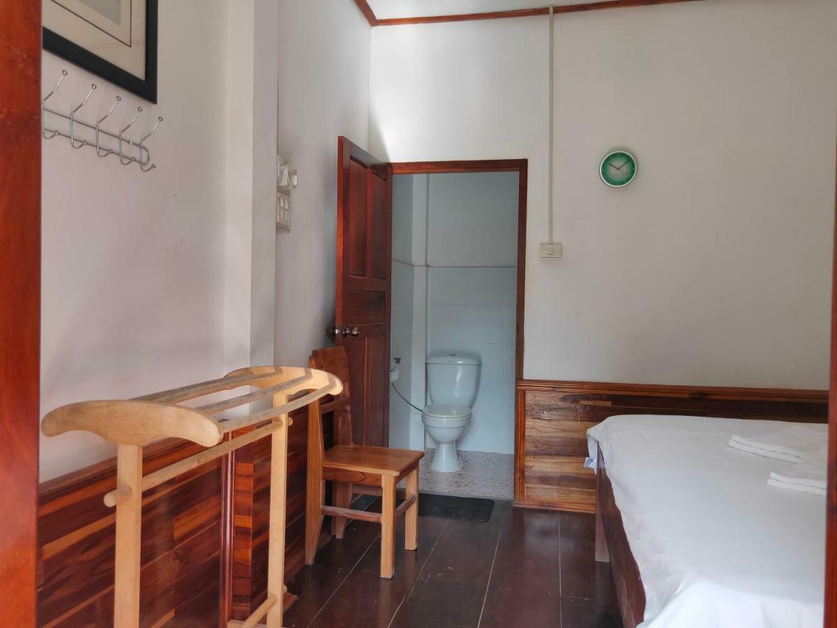 Sunset Bungalows & Gh Muang Ngoi エクステリア 写真