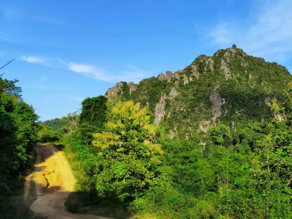 Sunset Bungalows & Gh Muang Ngoi エクステリア 写真